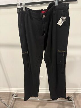 Kiton Men's Black Cargo Pants - Casual Zip Pocket Trousers
